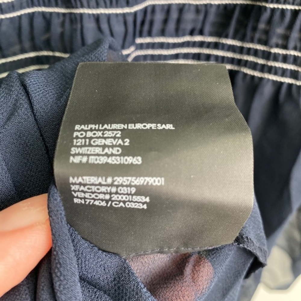 CLUB MONACO Aquamarine Luceenie top - Picture 7 of 7
